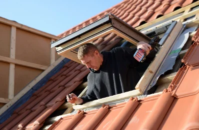 Pose de fenêtres de toit Velux à Menneville